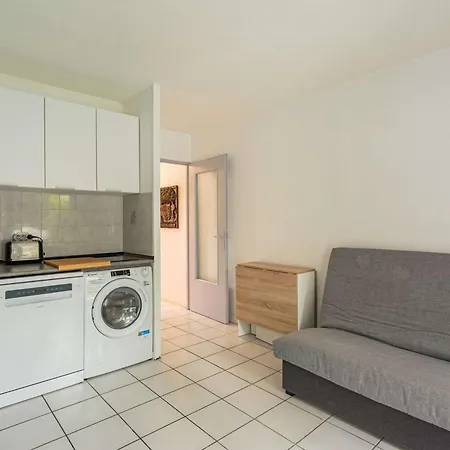 Appartamento Rénové Avec Terrasse Et Parking à - Fr-1-2-446 *