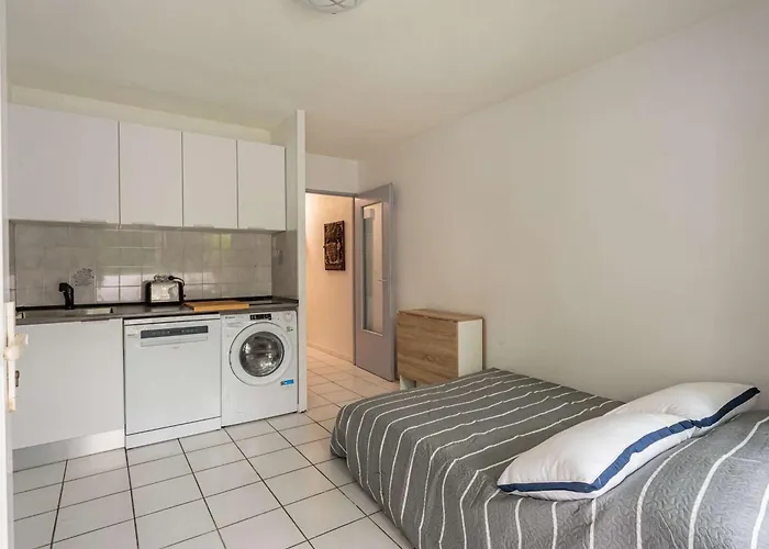 Renove A Hendaye, Climatise Avec Parking - Fr-1-2-446 Lägenhet *