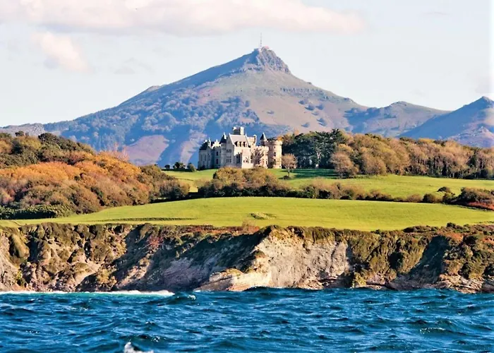 Renove A Hendaye, Climatise Avec Parking - Fr-1-2-446 * Hendaye